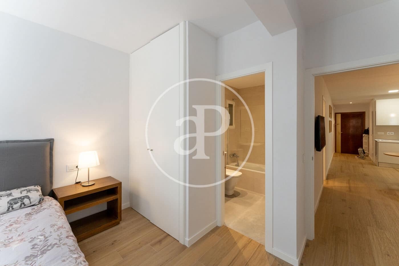 2 soveværelse Lejlighed til leje i Madrid by - € 2.300 (Ref: 9851769)
