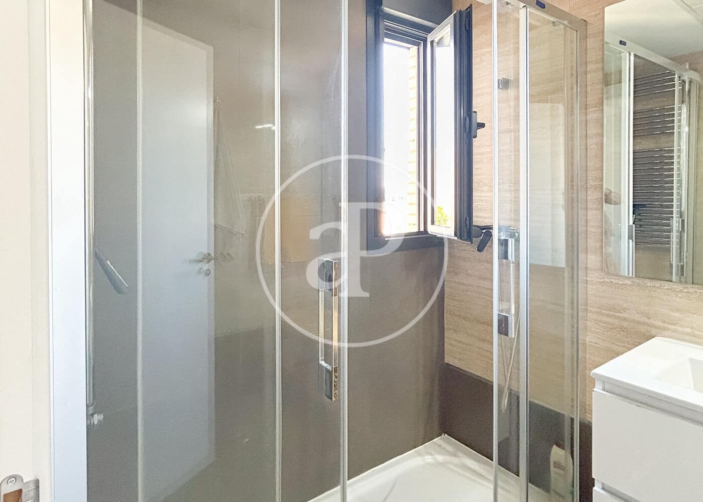 1 slaapkamer Appartement te koop in Madrid stad met zwembad - € 480.000 (Ref: 9851770)