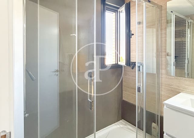 1 soveværelse Lejlighed til salg i Hortaleza, Madrid by med swimmingpool - € 480.000 (Ref: 9851770)