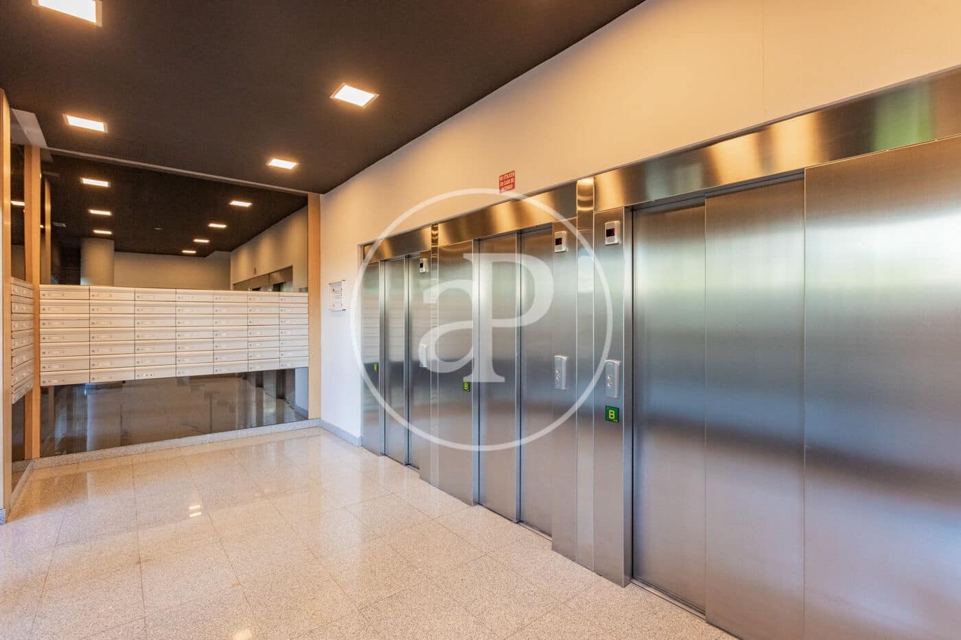 1 Zimmer Apartment zu verkaufen in Madrid Stadt mit Pool - 480.000 € (Ref: 9851770)