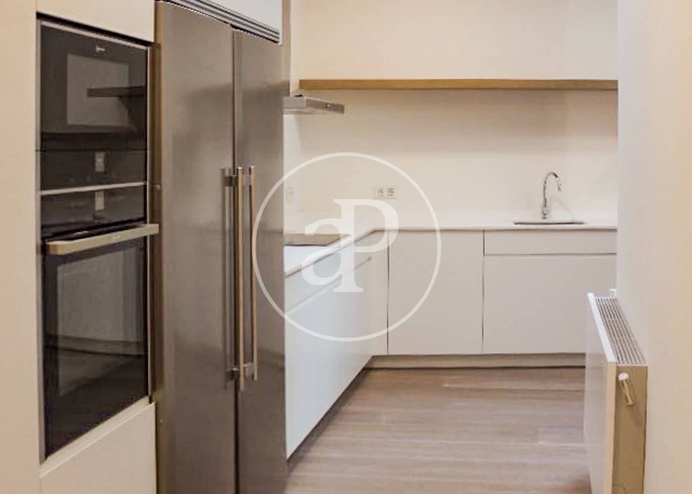4 soveværelse Villa til leje i Madrid by med swimmingpool garage - € 7.900 (Ref: 9851771)