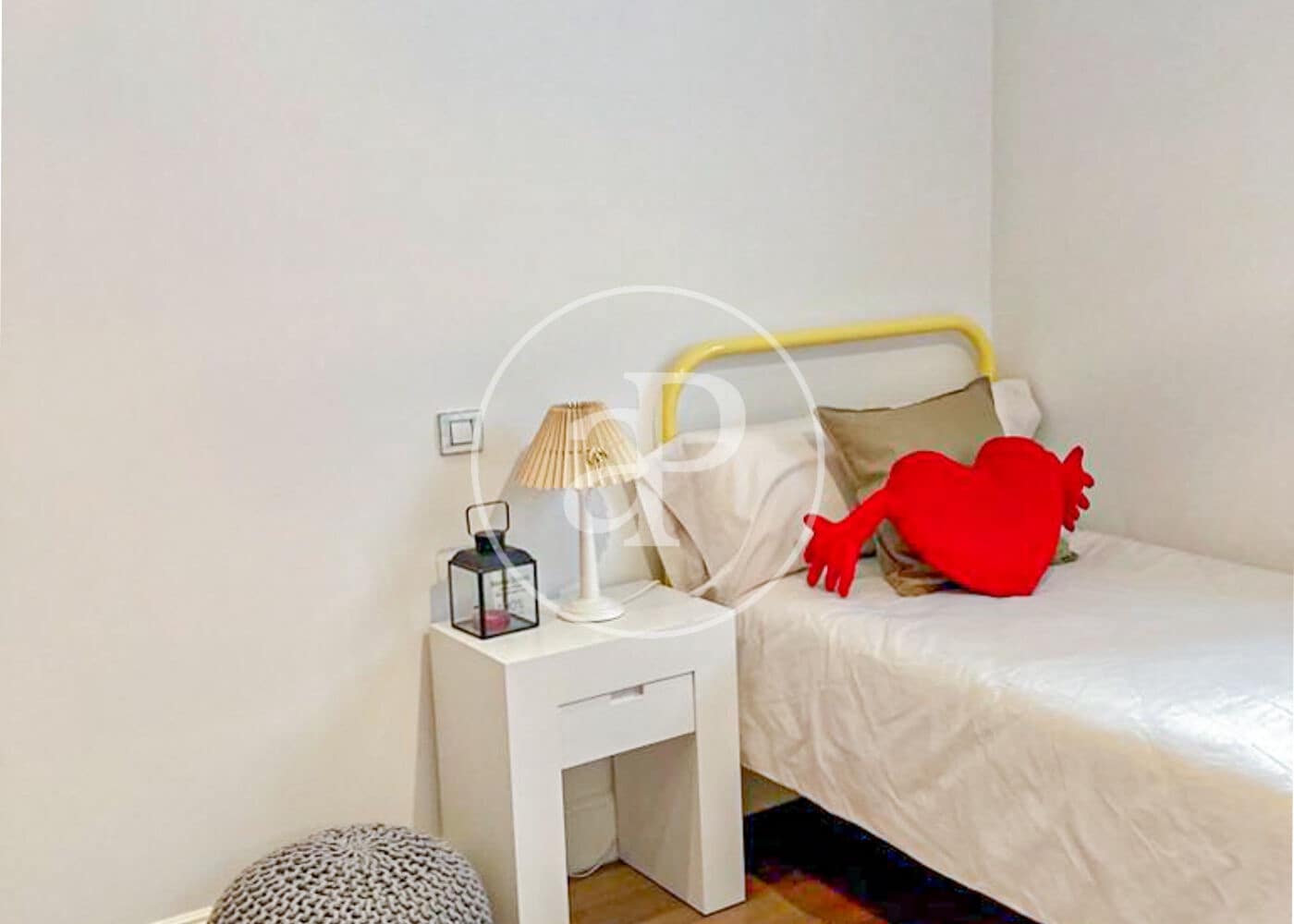 4 soveværelse Villa til leje i Madrid by med swimmingpool garage - € 7.900 (Ref: 9851771)