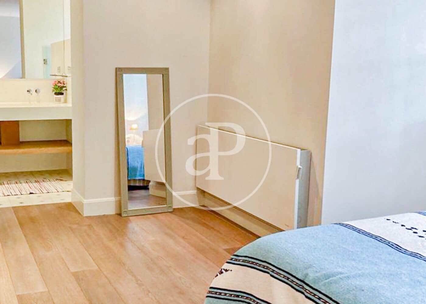 4 soveværelse Villa til leje i Madrid by med swimmingpool garage - € 7.900 (Ref: 9851771)