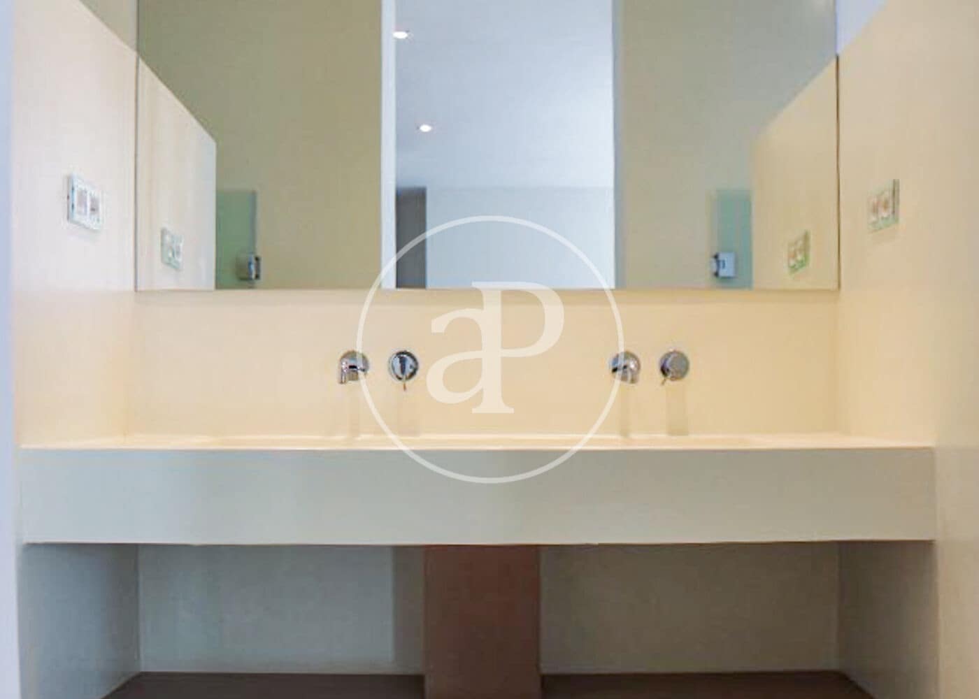 4 soveværelse Villa til leje i Madrid by med swimmingpool garage - € 7.900 (Ref: 9851771)