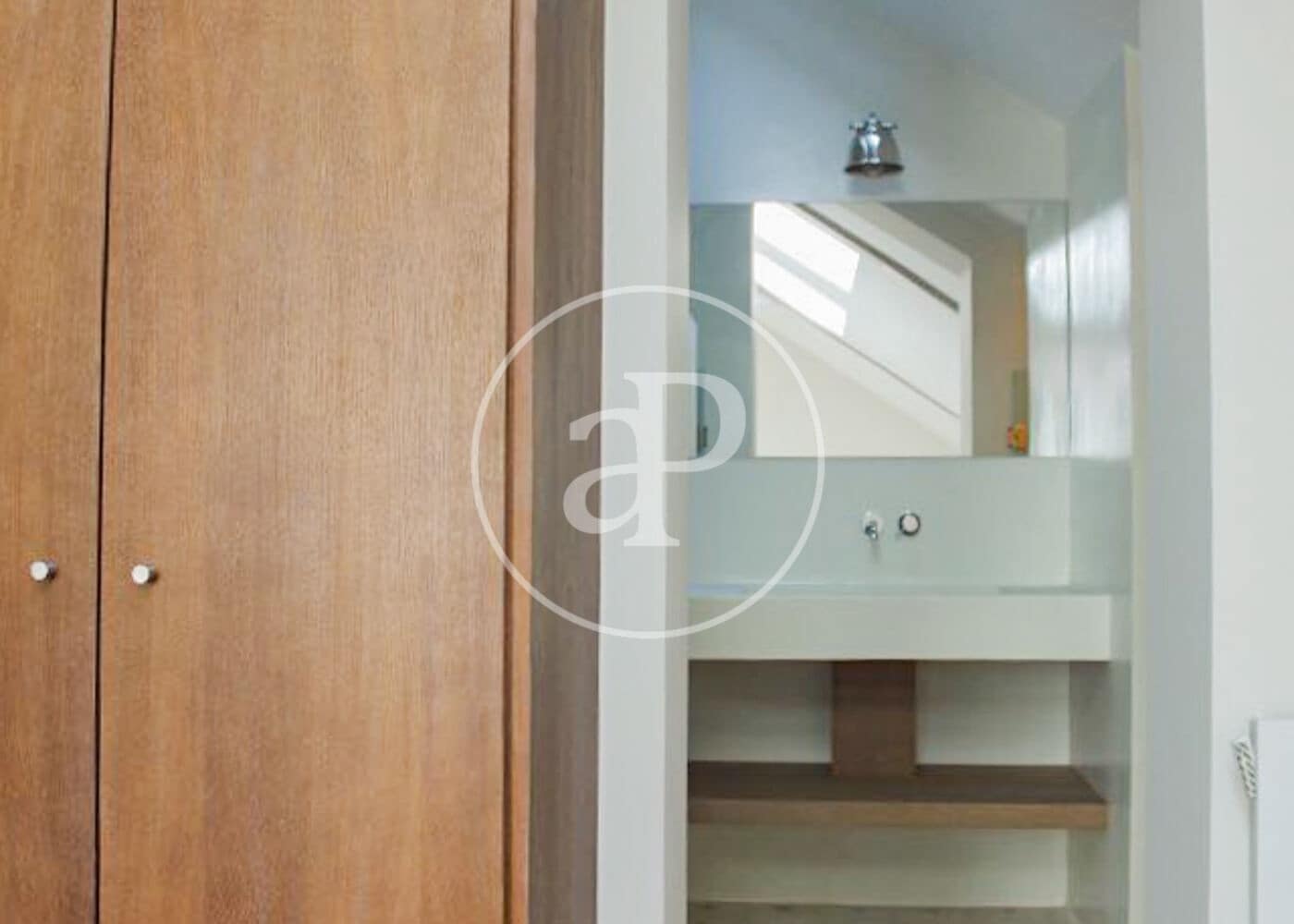 4 soveværelse Villa til leje i Madrid by med swimmingpool garage - € 7.900 (Ref: 9851771)