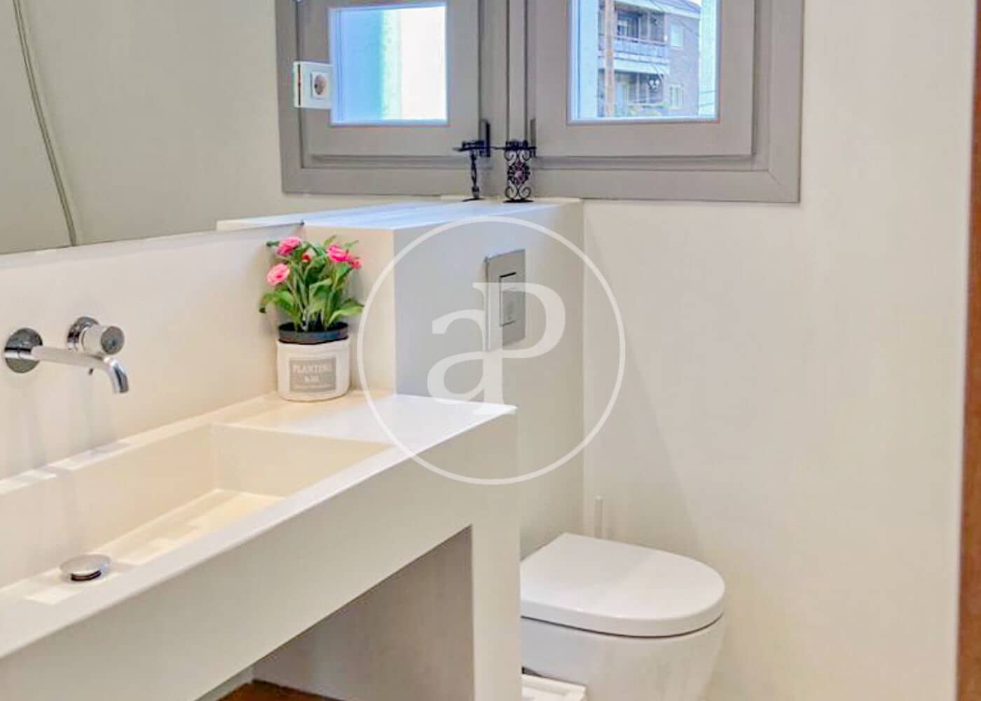 4 soveværelse Villa til leje i Madrid by med swimmingpool garage - € 7.900 (Ref: 9851771)