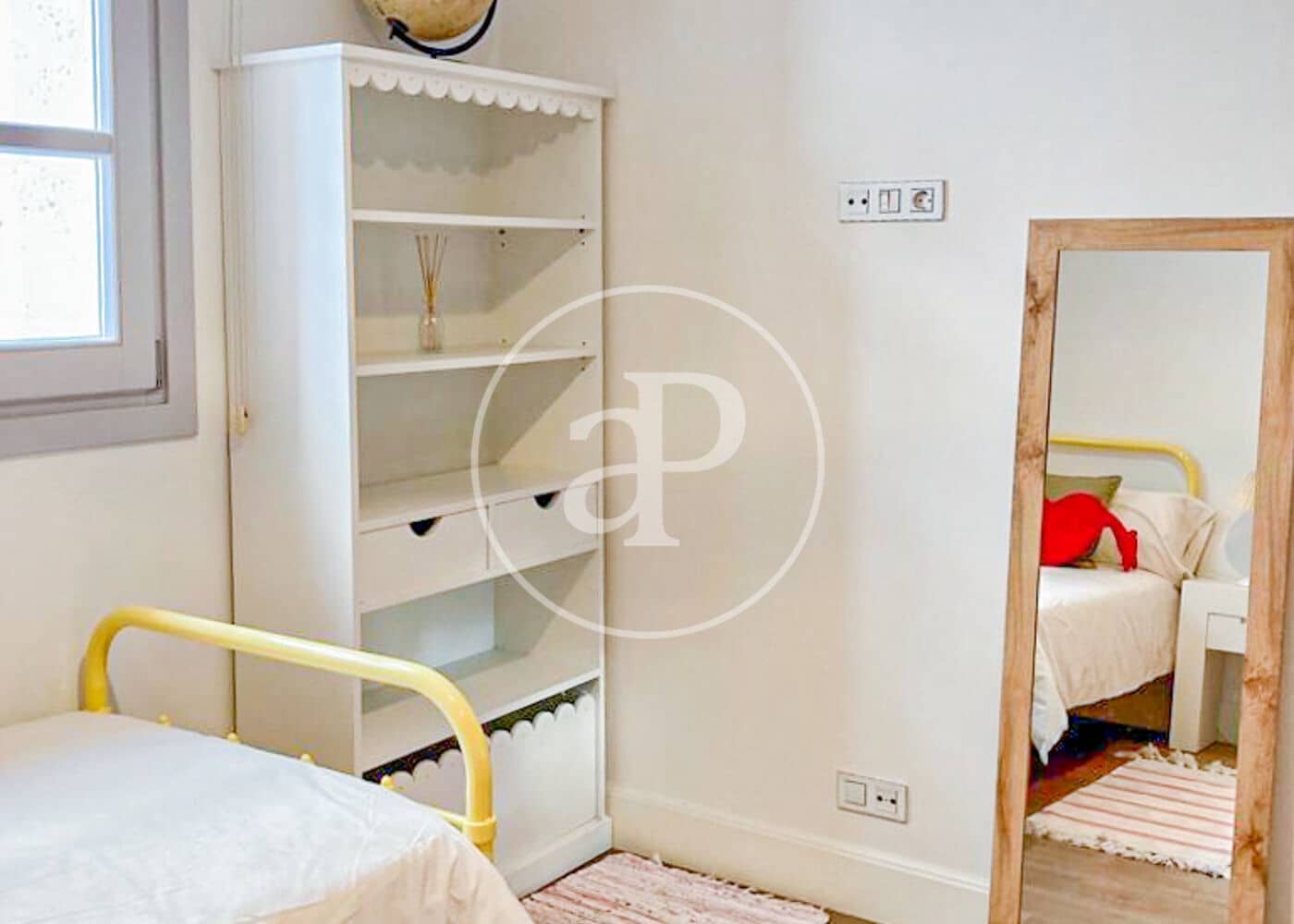 4 soveværelse Villa til leje i Madrid by med swimmingpool garage - € 7.900 (Ref: 9851771)