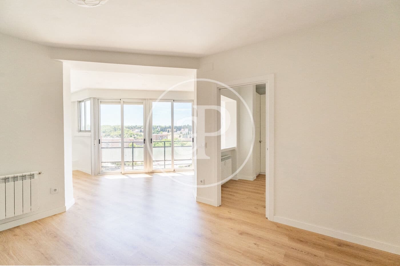 1 slaapkamer Penthouse te koop in Madrid stad - € 400.000 (Ref: 9851772)