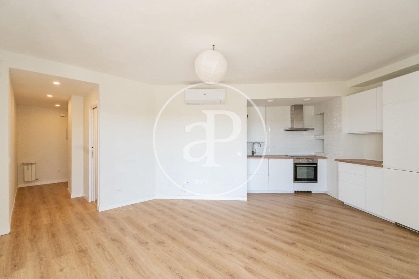 1 slaapkamer Penthouse te koop in Madrid stad - € 400.000 (Ref: 9851772)