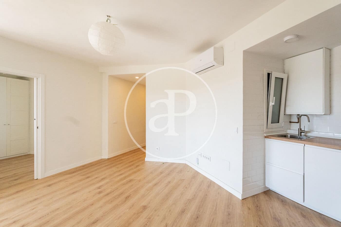 1 slaapkamer Penthouse te koop in Madrid stad - € 400.000 (Ref: 9851772)