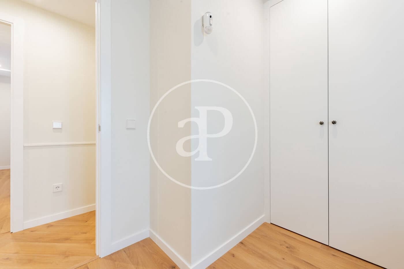 4 bedroom Apartment for sale in Madrid city - € 845,000 (Ref: 9851773)