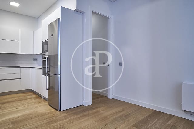 1 sovrum Lägenhet att hyra i Universidad, Madrid stad - 1 750 € (Ref: 9851775)