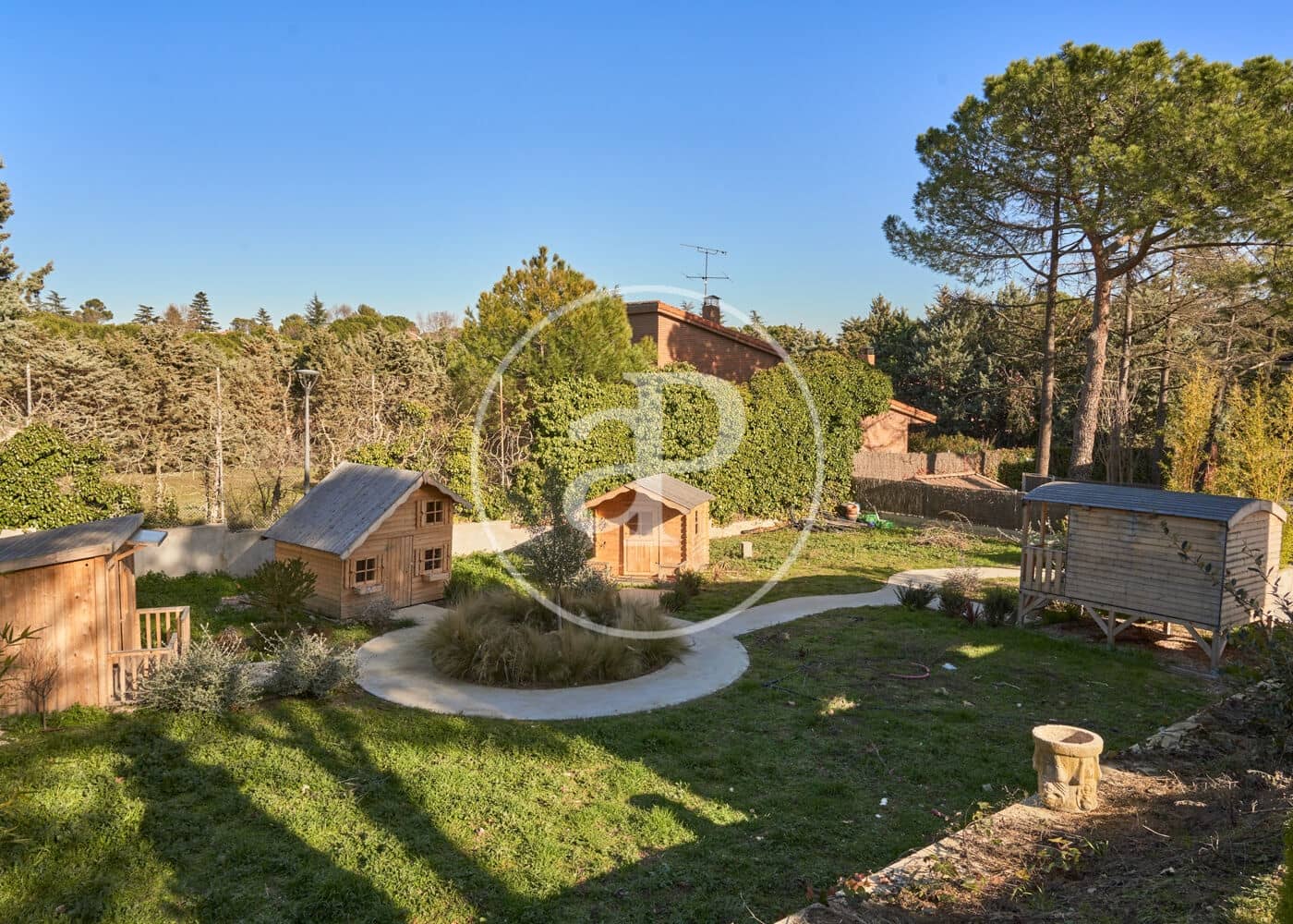 6 bedroom Villa for sale in Boadilla del Monte with pool - € 3,970,000 (Ref: 9851778)