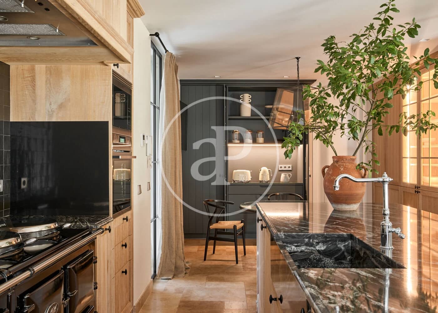6 bedroom Villa for sale in Boadilla del Monte with pool - € 3,970,000 (Ref: 9851778)