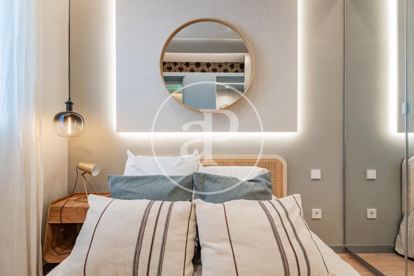 Apartamento de 2 habitaciones en Madrid ciudad en venta - 500.000 € (Ref: 9851779)