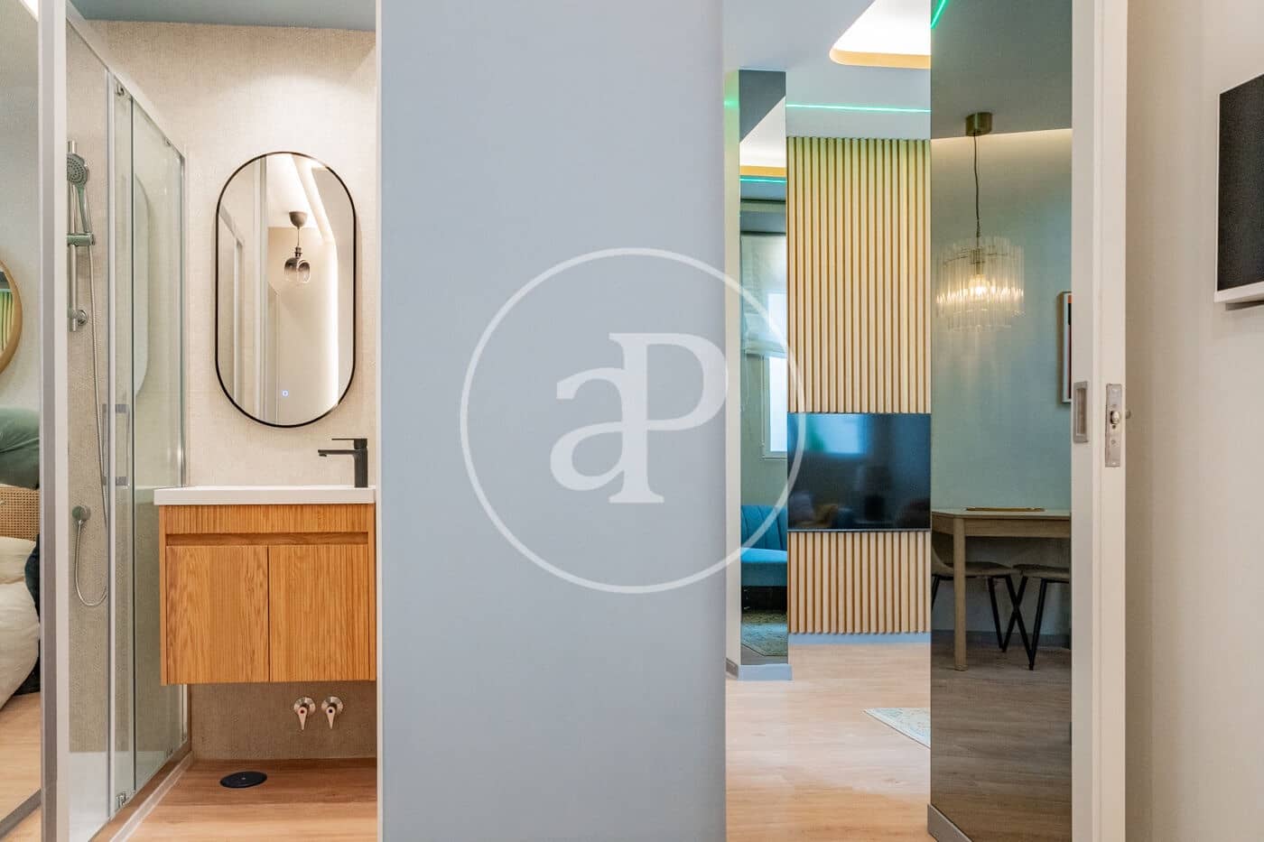 Apartamento de 2 habitaciones en Madrid ciudad en venta - 500.000 € (Ref: 9851779)