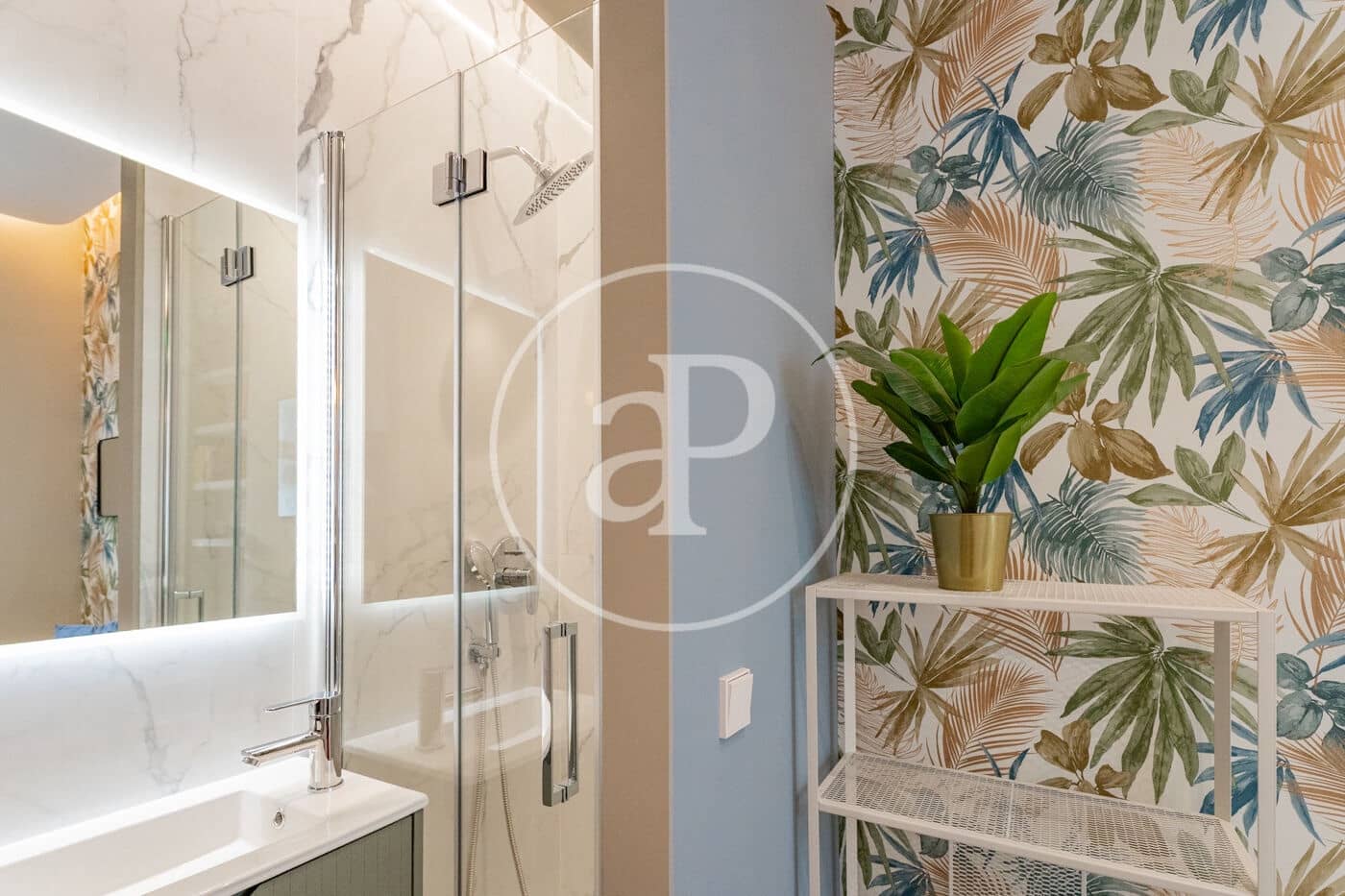 Apartamento de 2 habitaciones en Madrid ciudad en venta - 500.000 € (Ref: 9851779)