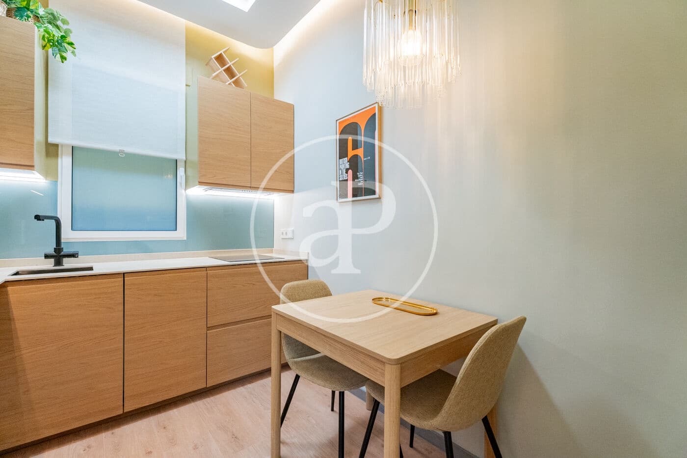 Apartamento de 2 habitaciones en Madrid ciudad en venta - 500.000 € (Ref: 9851779)
