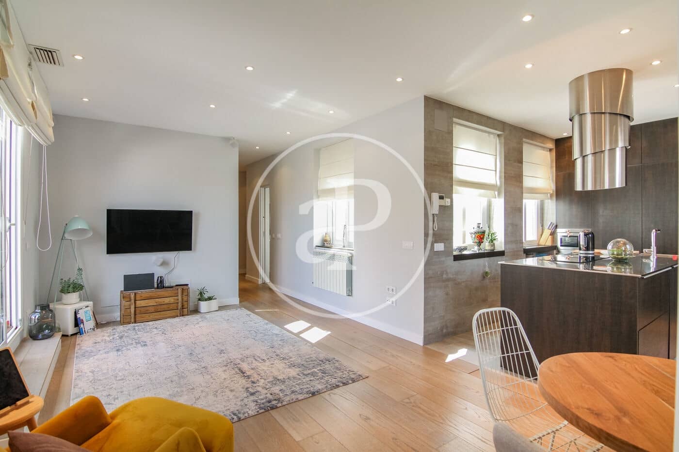 2 bedroom Apartment for rent in Madrid city - € 2,500 (Ref: 9855471)