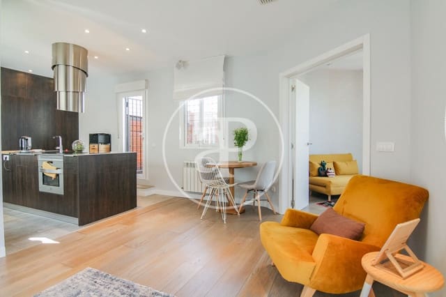 Apartamento de 2 habitaciones en Almagro, Madrid ciudad en alquiler - 2.500 € (Ref: 9855471)