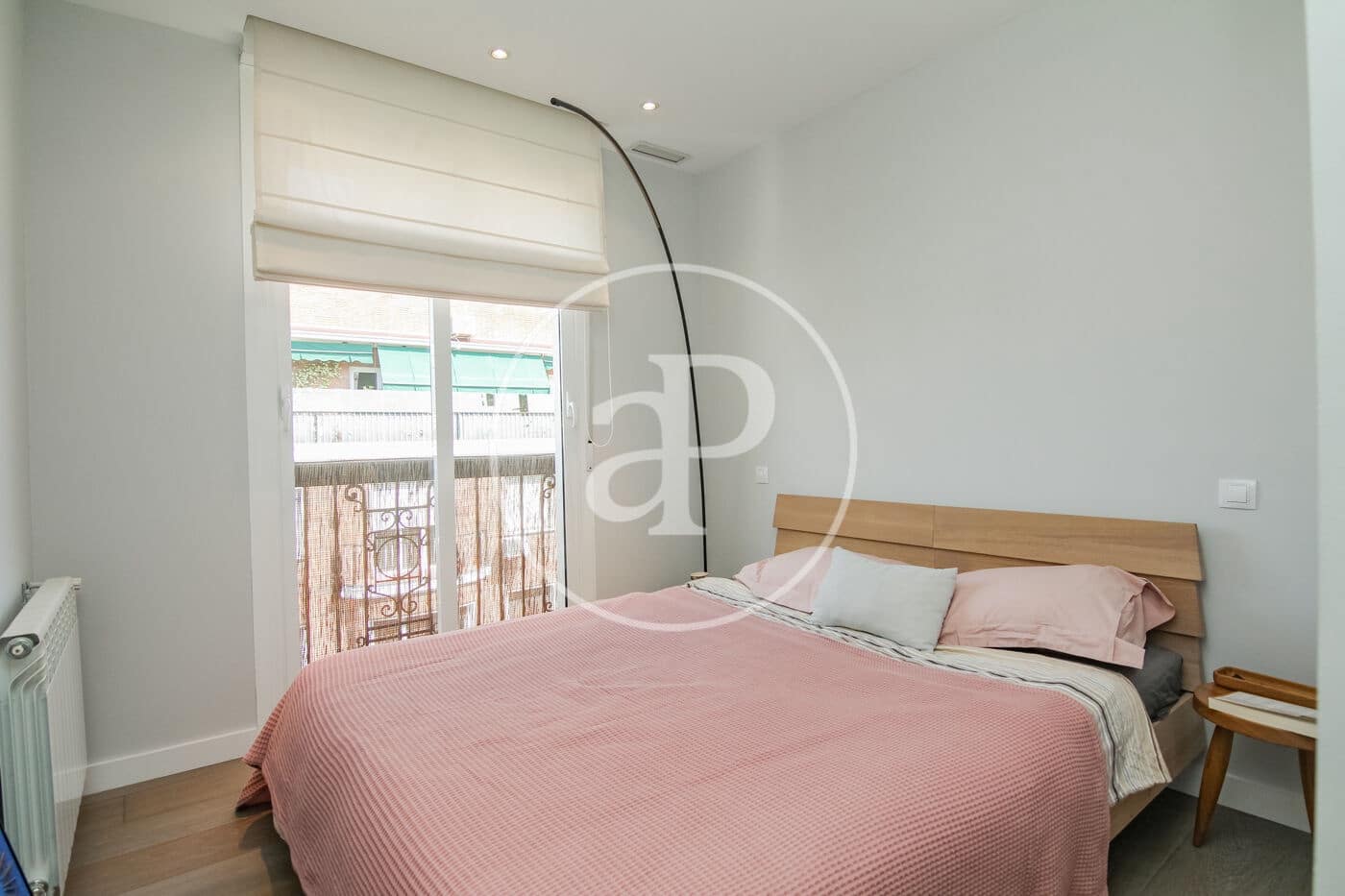 2 bedroom Apartment for rent in Madrid city - € 2,500 (Ref: 9855471)