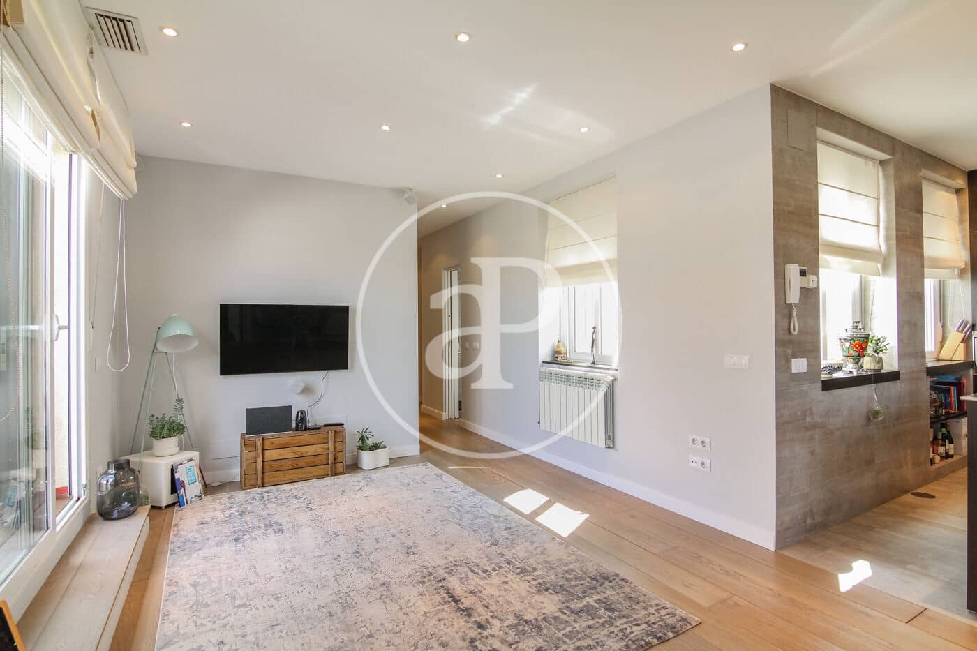 2 bedroom Apartment for rent in Madrid city - € 2,500 (Ref: 9855471)