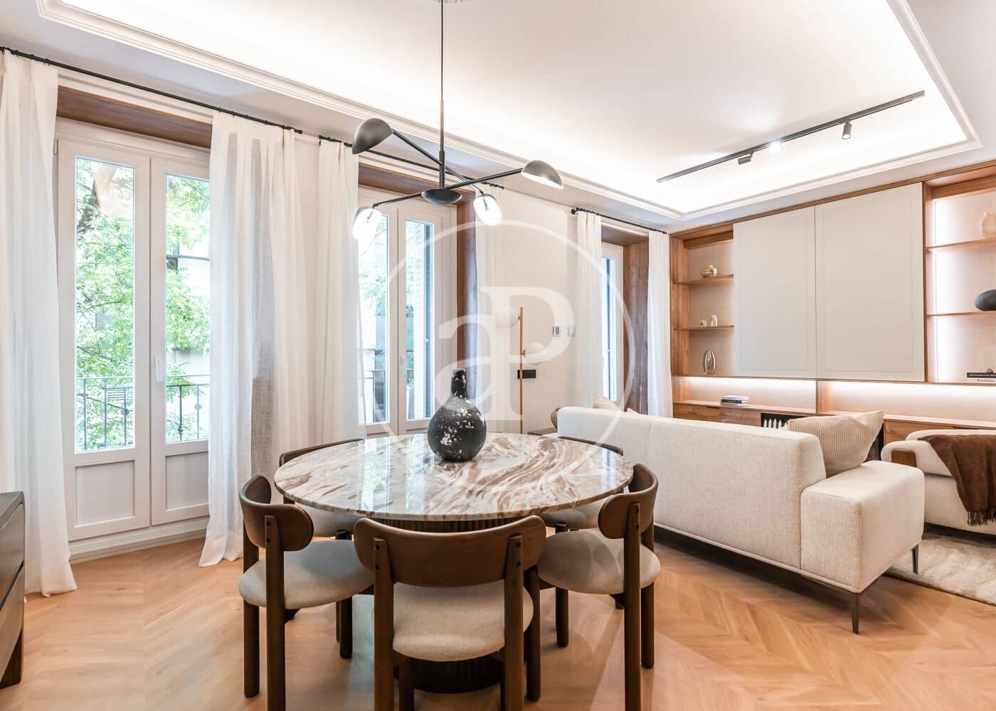 2 slaapkamer Appartement te koop in Madrid stad - € 1.590.000 (Ref: 9855474)