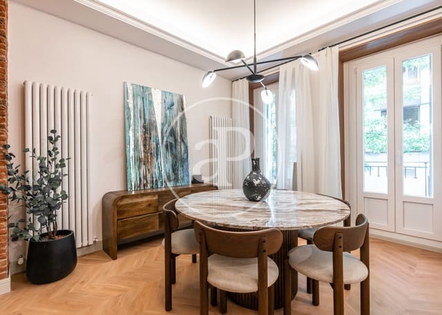 2 slaapkamer Appartement te koop in Goya, Madrid stad - € 1.590.000 (Ref: 9855474)