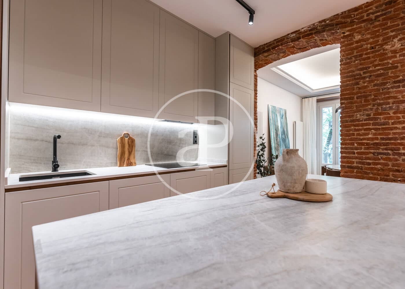 2 slaapkamer Appartement te koop in Madrid stad - € 1.590.000 (Ref: 9855474)