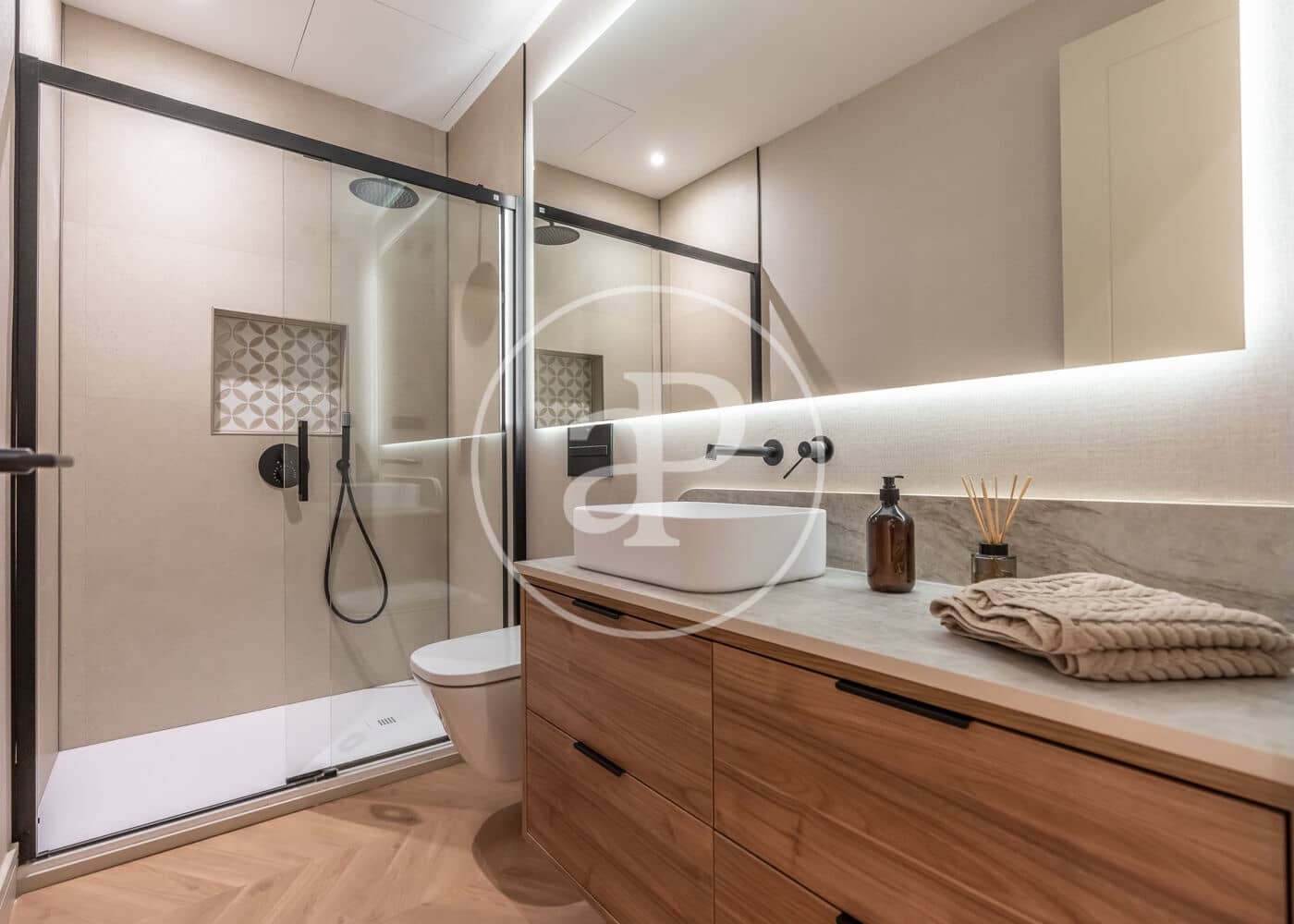 2 slaapkamer Appartement te koop in Madrid stad - € 1.590.000 (Ref: 9855474)