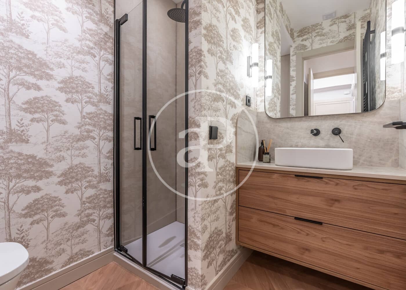 2 slaapkamer Appartement te koop in Madrid stad - € 1.590.000 (Ref: 9855474)