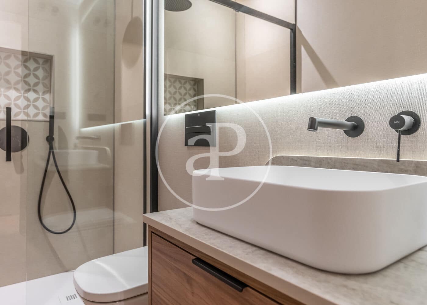2 slaapkamer Appartement te koop in Madrid stad - € 1.590.000 (Ref: 9855474)