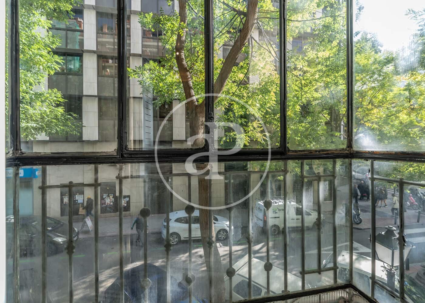 2 slaapkamer Appartement te koop in Madrid stad - € 1.590.000 (Ref: 9855474)
