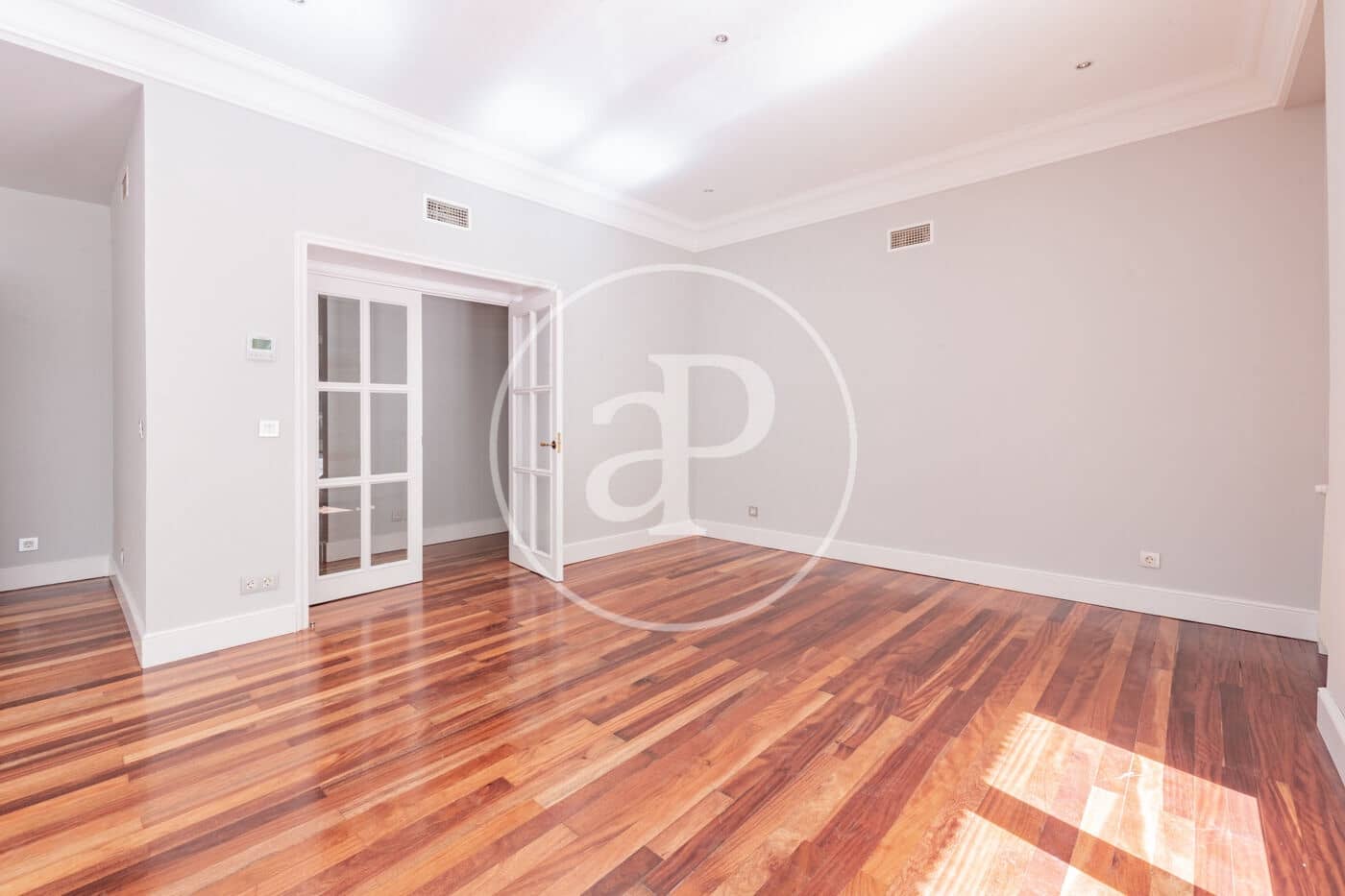 4 bedroom Apartment for sale in Madrid city - € 3,000,000 (Ref: 9855478)