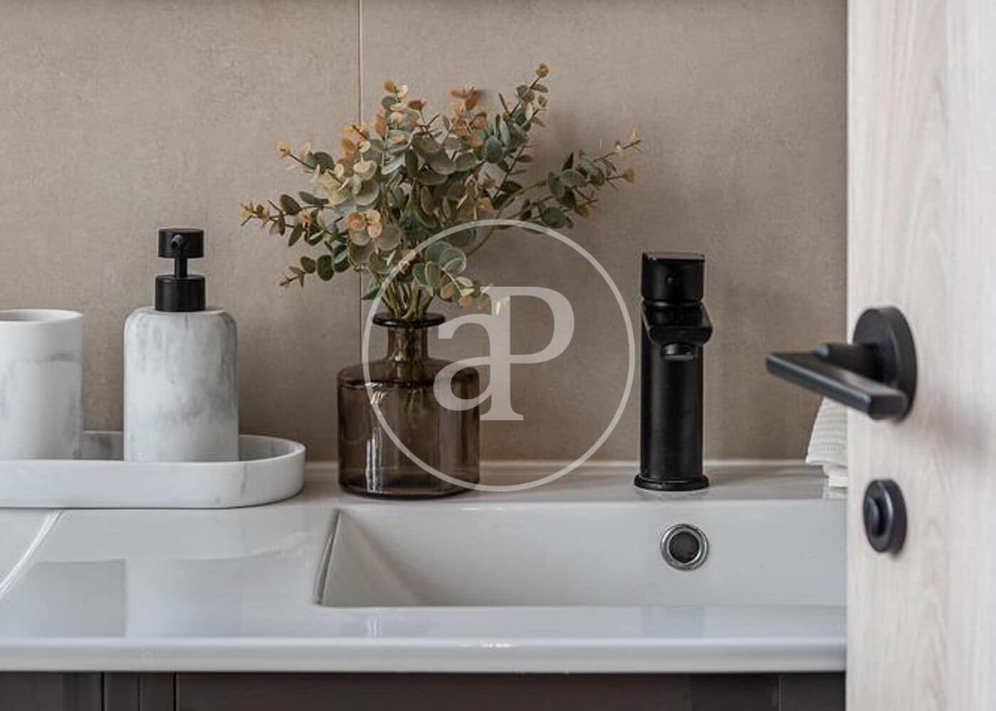 2 quarto Apartamento para venda em Madrid cidade - 600 000 € (Ref: 9860110)