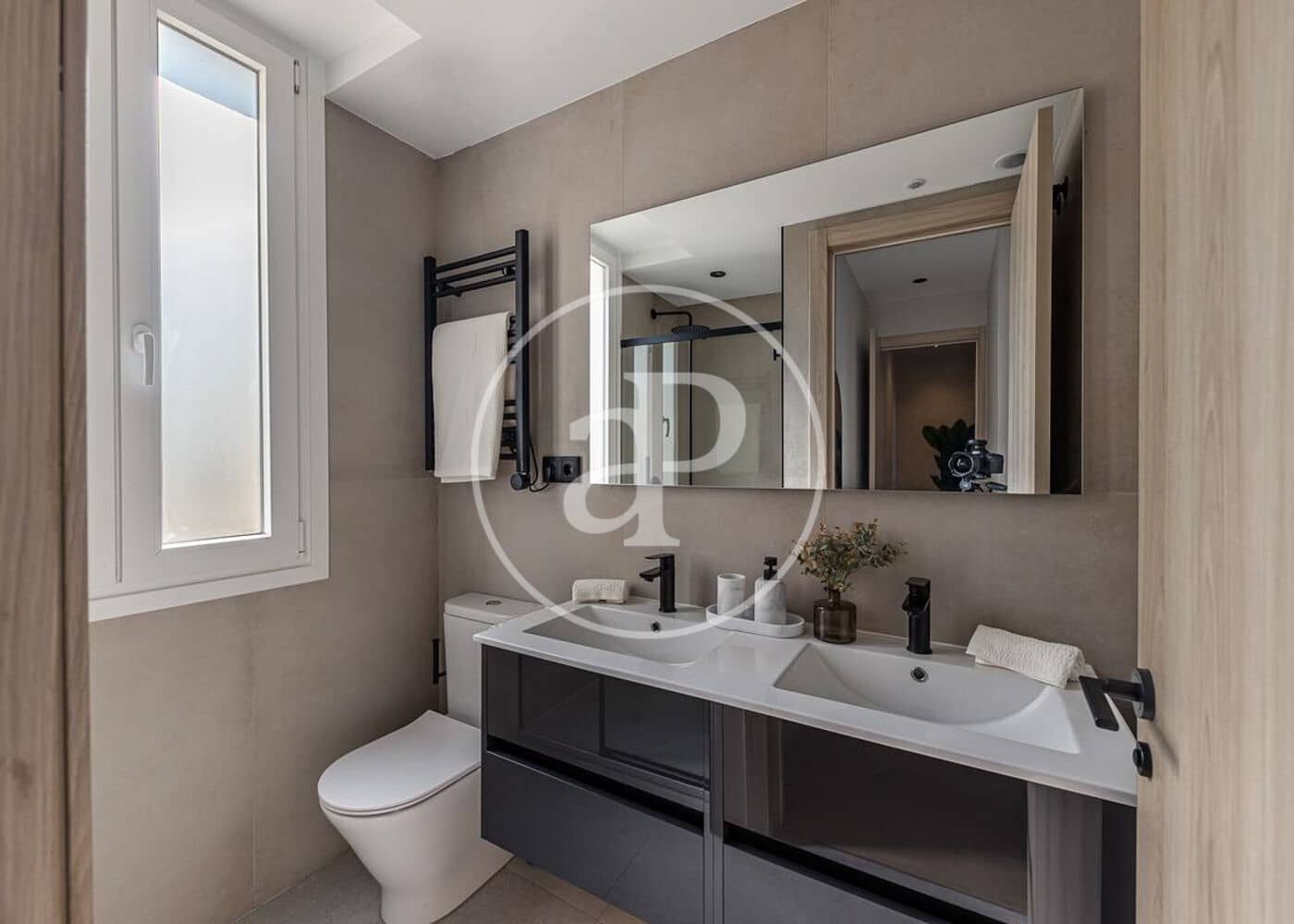 2 quarto Apartamento para venda em Madrid cidade - 600 000 € (Ref: 9860110)