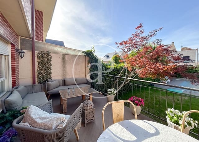5 soveværelse Lejlighed til salg i Aeropuerto, Madrid by med swimmingpool - € 875.000 (Ref: 9860111)