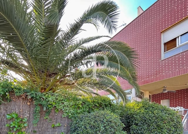 5 soveværelse Lejlighed til salg i Aeropuerto, Madrid by med swimmingpool - € 875.000 (Ref: 9860111)
