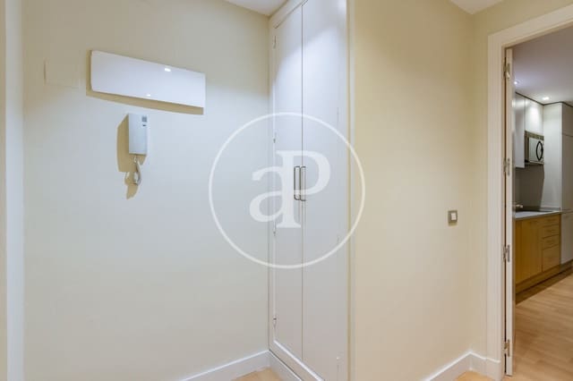 2 camera da letto Appartamento da affittare in Jerónimos, Madrid città con garage - 1.650 € (Rif: 9860112)
