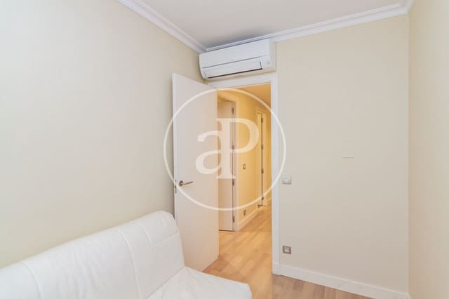 2 camera da letto Appartamento da affittare in Jerónimos, Madrid città con garage - 1.650 € (Rif: 9860112)