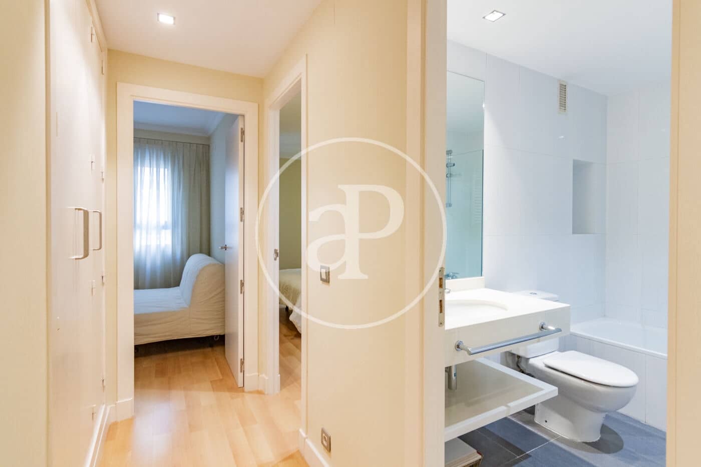 2 camera da letto Appartamento da affittare in Madrid citta con garage - 1.650 € (Rif: 9860112)
