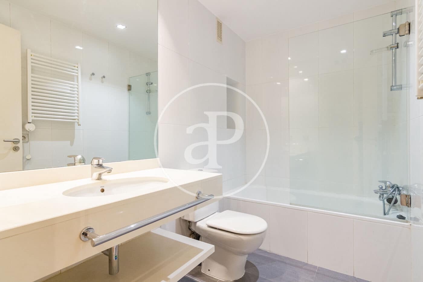 2 camera da letto Appartamento da affittare in Madrid citta con garage - 1.650 € (Rif: 9860112)