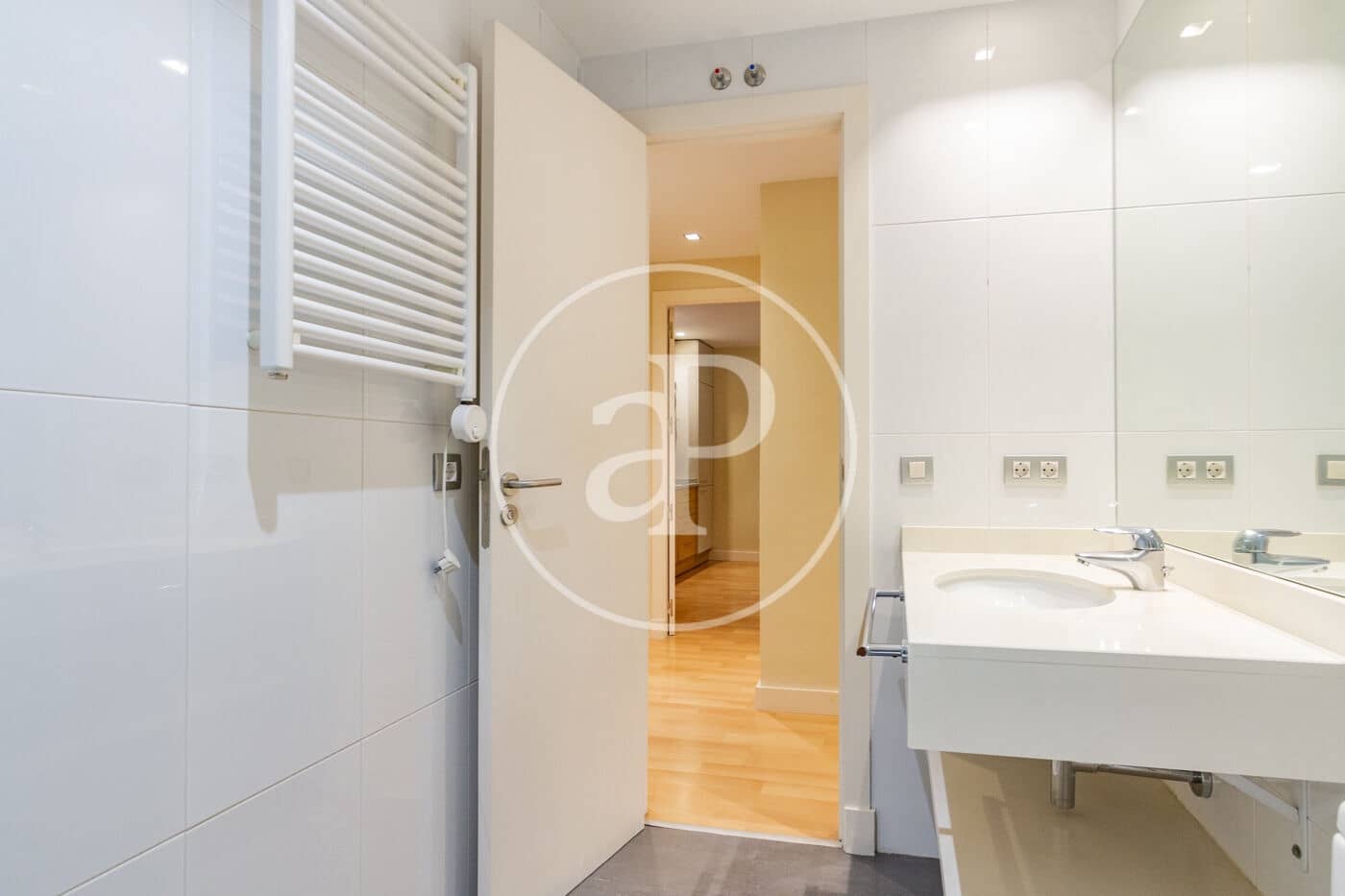 2 camera da letto Appartamento da affittare in Madrid citta con garage - 1.650 € (Rif: 9860112)