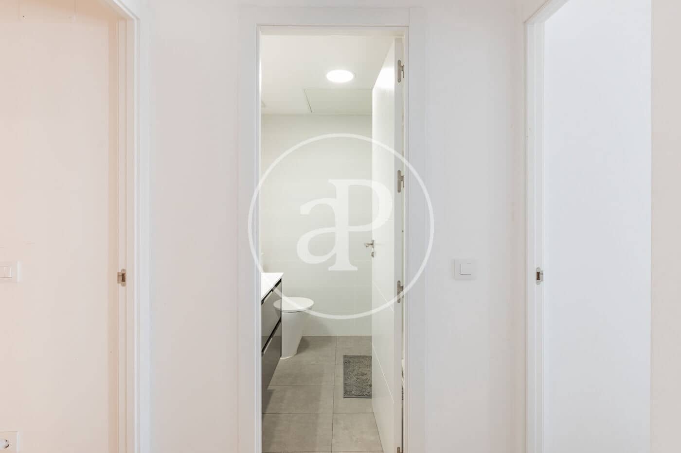 2 soveværelse Lejlighed til leje i Madrid by - € 2.550 (Ref: 9860113)