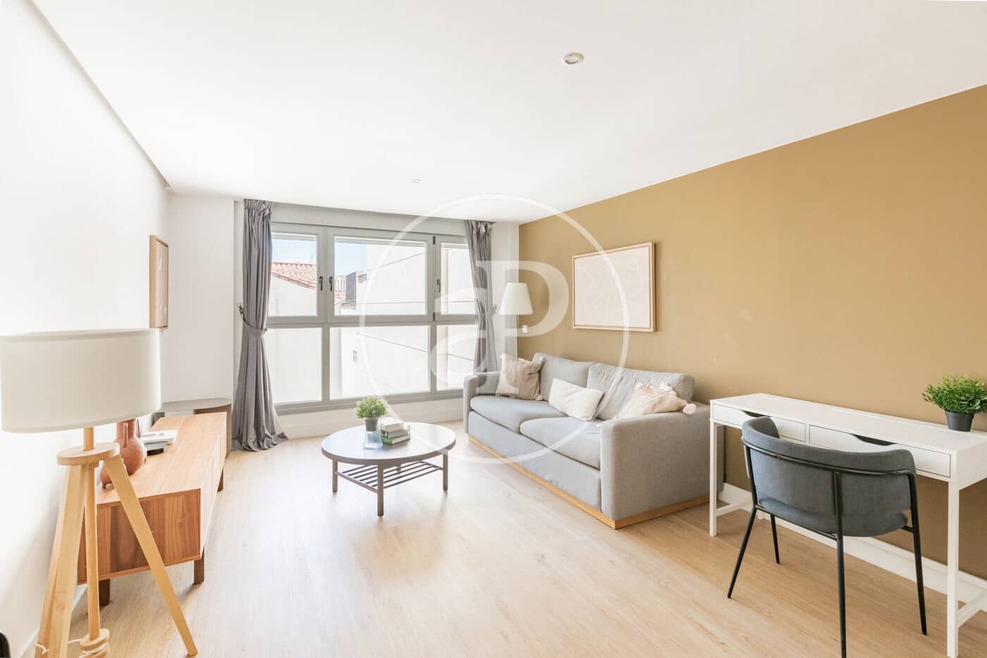 2 soveværelse Lejlighed til leje i Madrid by - € 2.550 (Ref: 9860113)