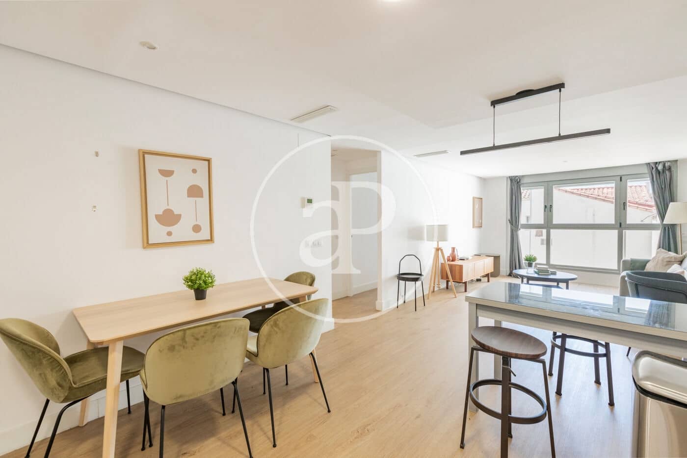 2 soveværelse Lejlighed til leje i Madrid by - € 2.550 (Ref: 9860113)