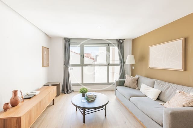 2 soveværelse Lejlighed til leje i Palacio, Madrid by - € 2.550 (Ref: 9860113)
