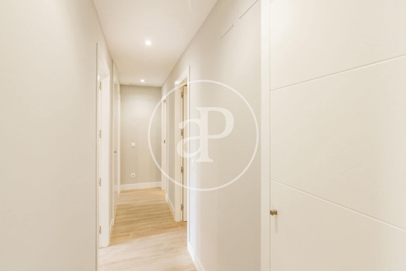 3 bedroom Apartment for rent in Madrid city - € 3,200 (Ref: 9860114)