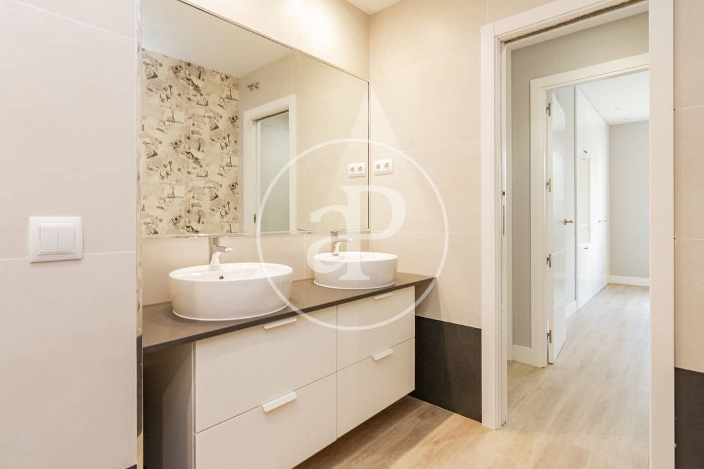 3 bedroom Apartment for rent in Madrid city - € 3,200 (Ref: 9860114)