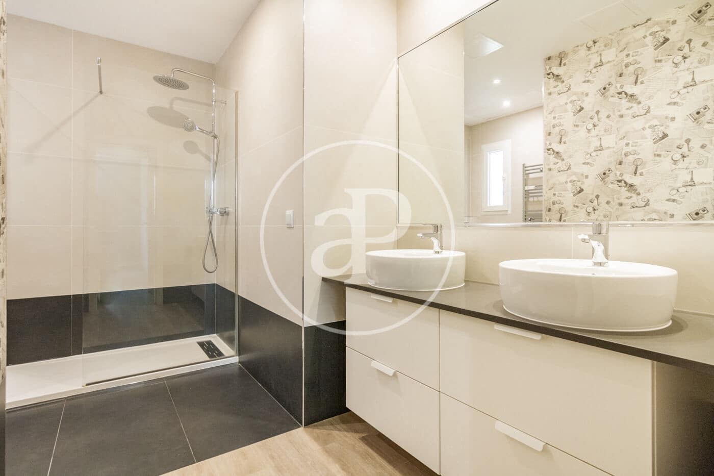 3 bedroom Apartment for rent in Madrid city - € 3,200 (Ref: 9860114)